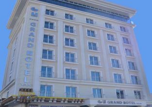 هتل Grand Hotel Van