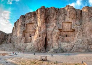 نقش رستم گنجینه دوران طلایی ایران باستان 