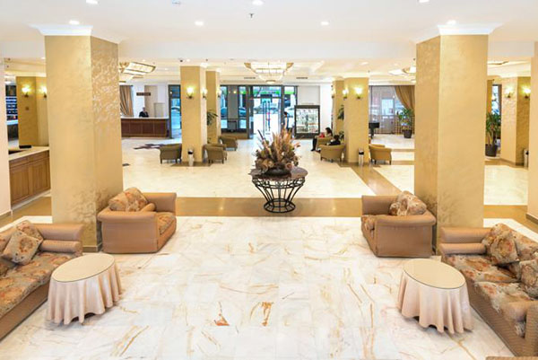 هتل Ani Plaza