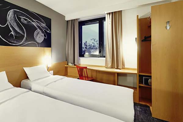 هتل Ibis Yerevan Center