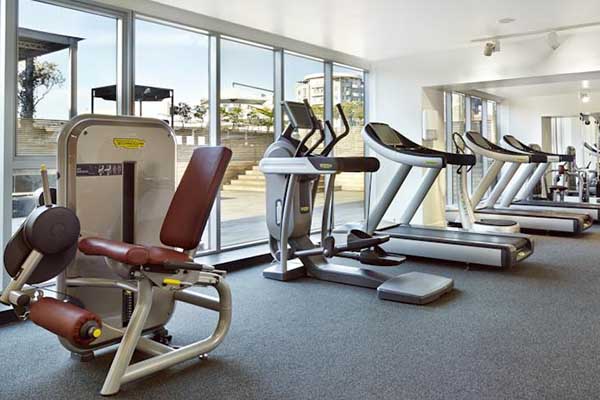  هتل Holiday Inn