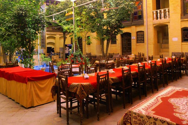 هتل سنتی نیایش