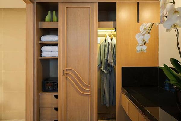هتل آوانی آتریوم AVANI ATRIUM