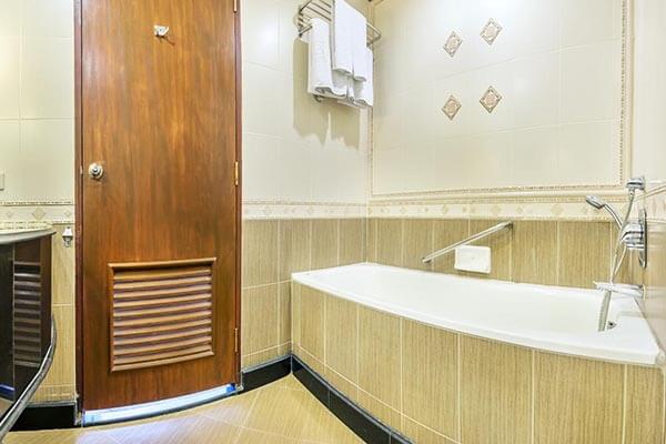 هتل جومتین پالم بیچ Jomtien Palm Beach