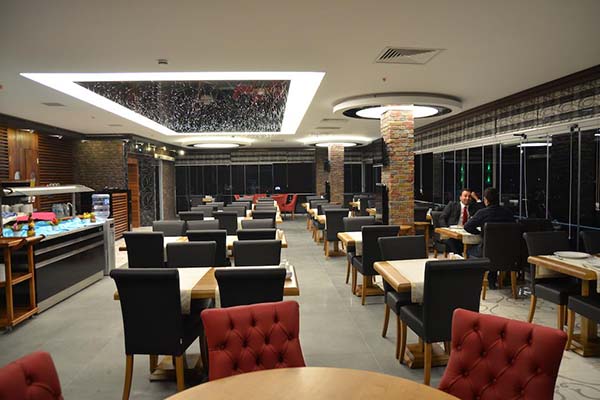 هتل Grand Hotel Van