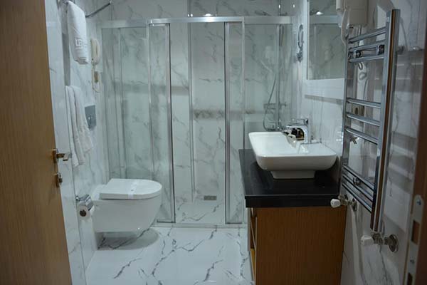 هتل Haldi Hotel van 