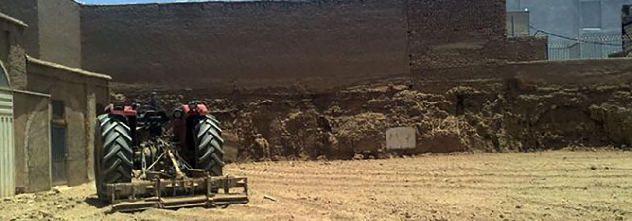 تخریب کاروانسرای قاجاری در تعطیلات عید فطر