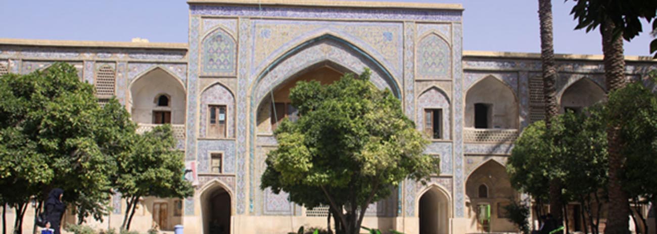 مدرسه ی خان